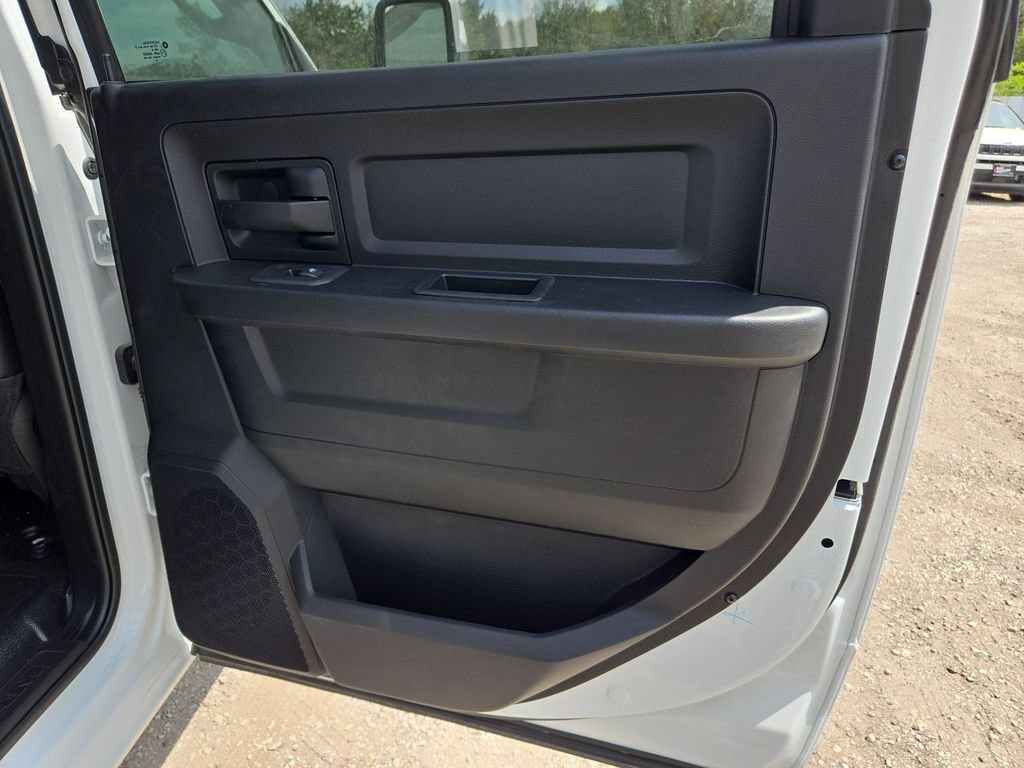 New 2026 RAM 3500 Tradesman AWD/4WD image 39