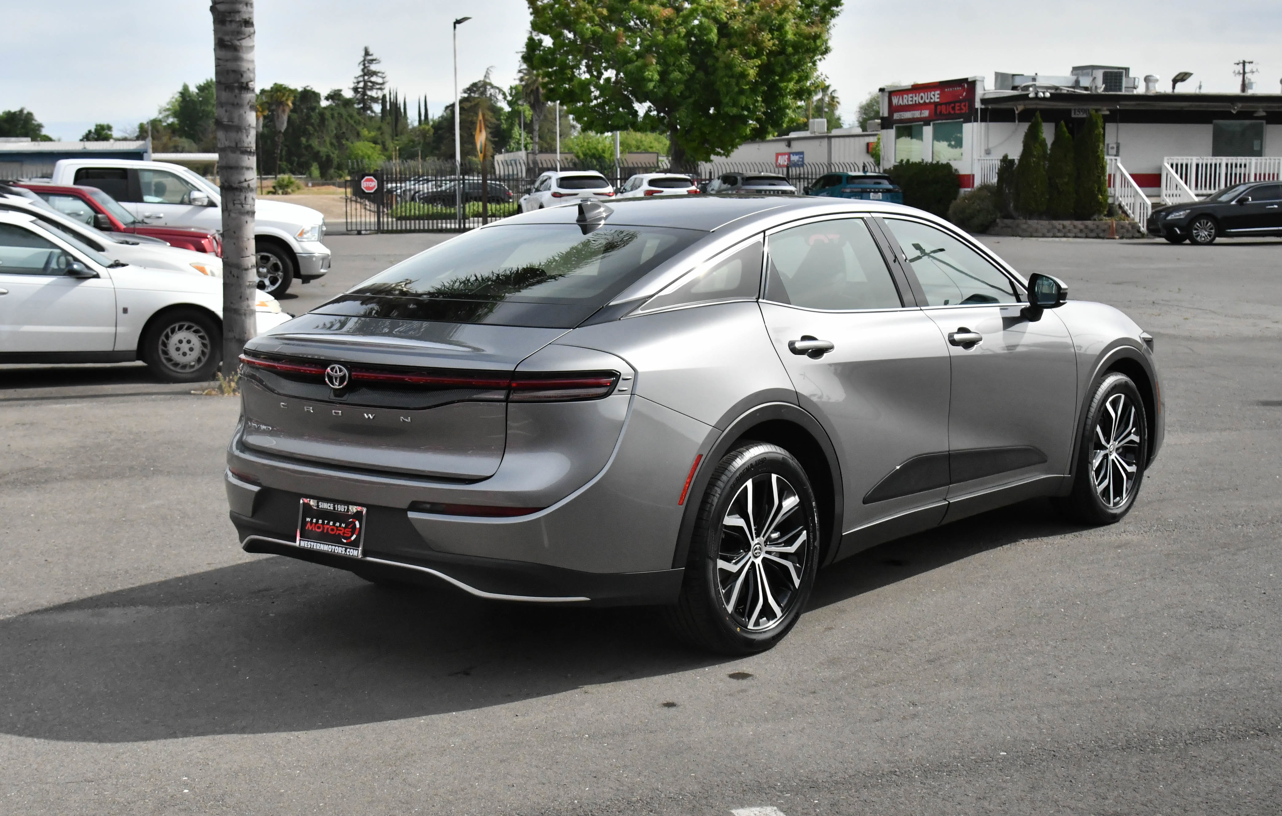 Used 2025 Toyota Crown image 8