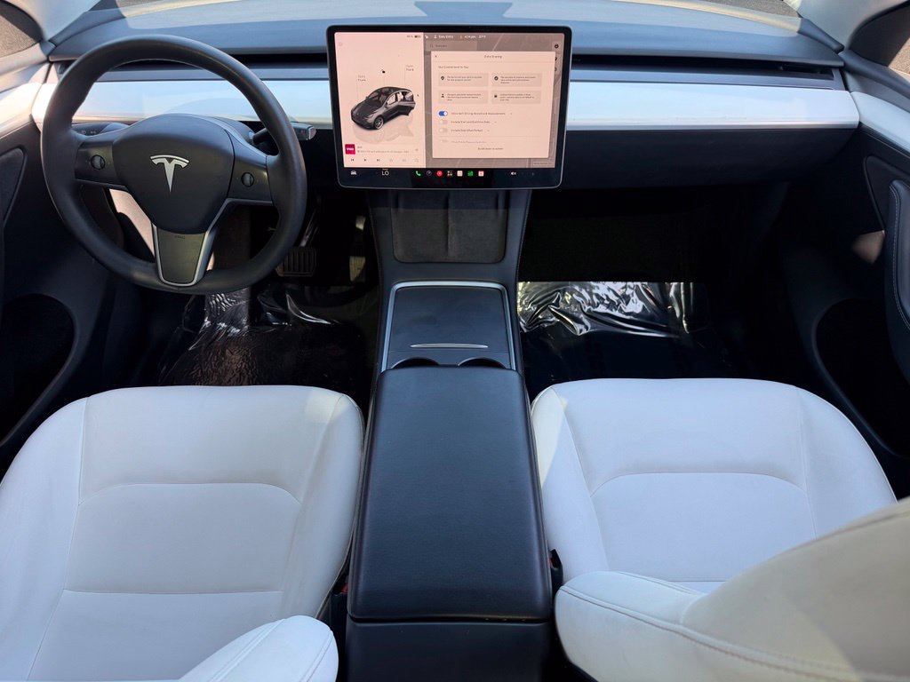 Used 2023 Tesla Model Y Long Range AWD/4WD image 43