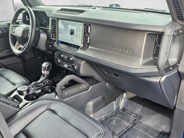 Used 2025 Ford Bronco Badlands image 21