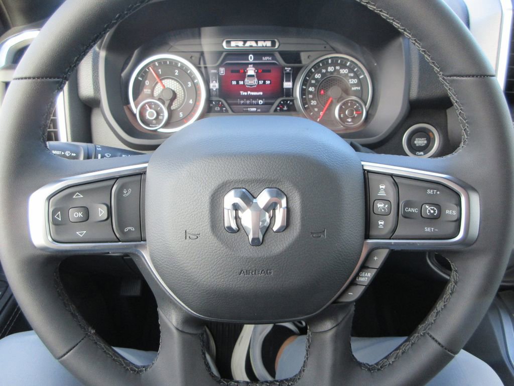 Used 2025 RAM 3500 Big Horn image 29