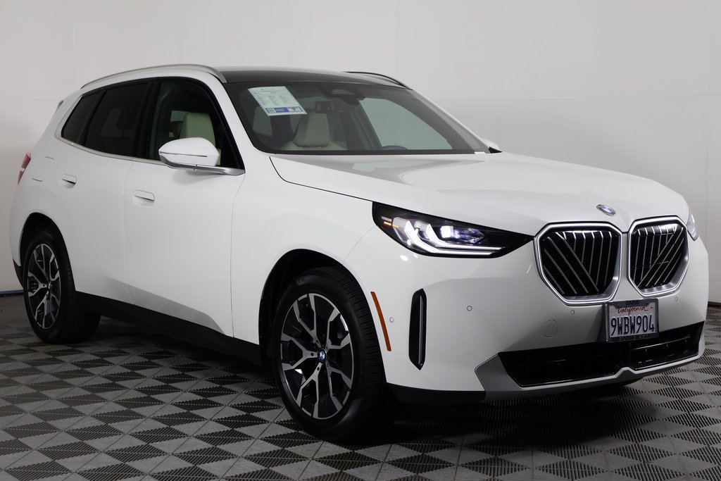 Certified 2026 BMW X3 xDrive30i w/ Convenience Package AWD/4WD image 3