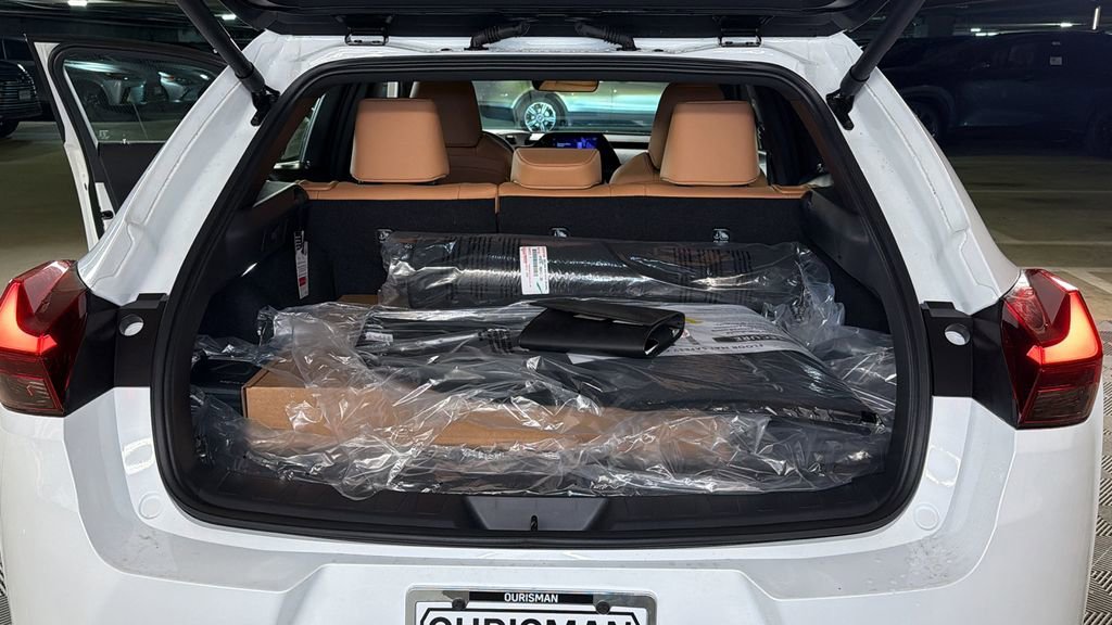 New 2026 Lexus UX 300h AWD w/ Accessory Package (2T) image 9