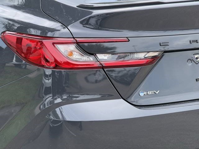 Used 2025 Toyota Camry LE FWD image 6