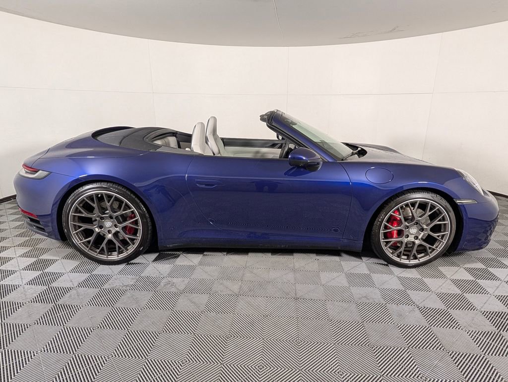 Certified 2020 Porsche 911 Carrera 4S image 8