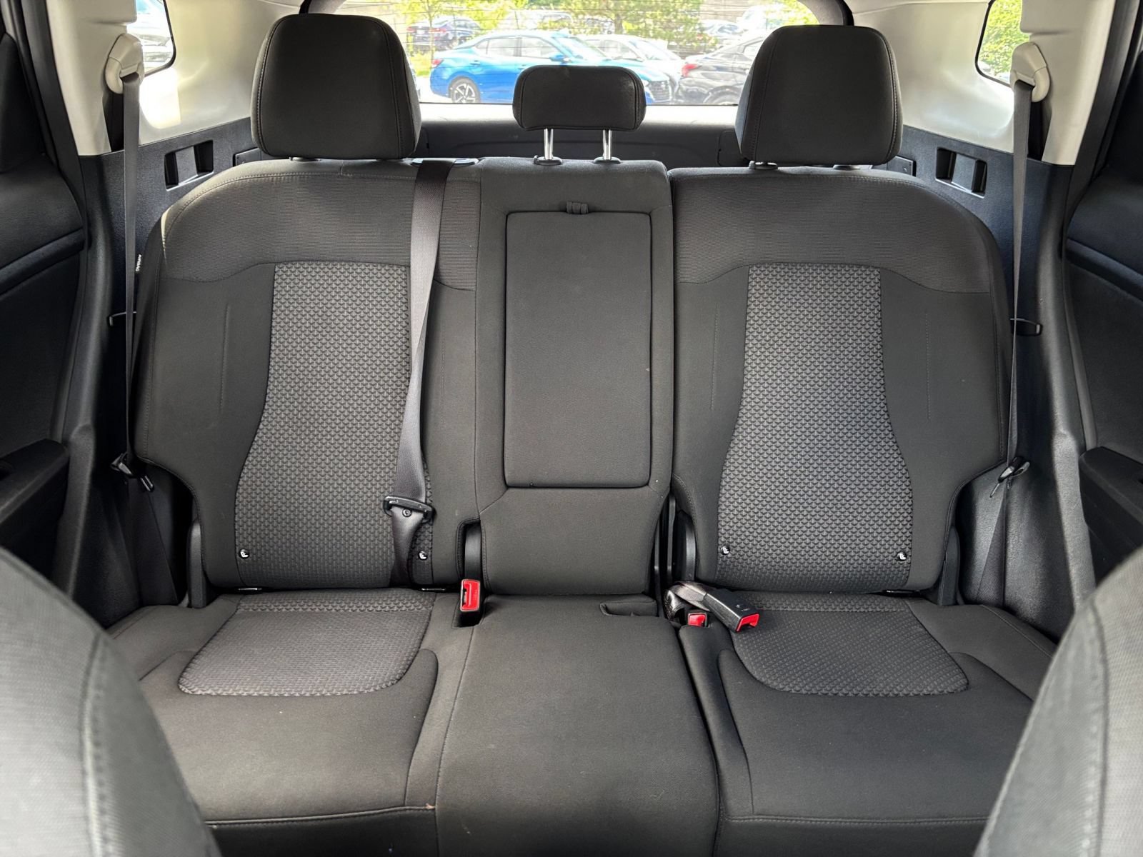 Used 2025 Kia Sportage LX FWD image 38