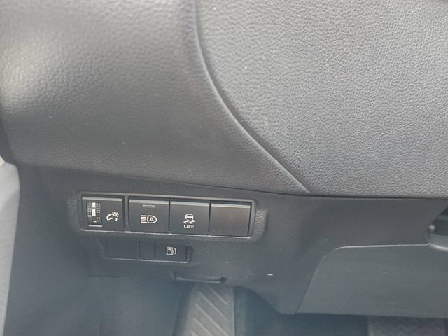 Used 2025 Toyota Corolla Cross AWD Hybrid image 24