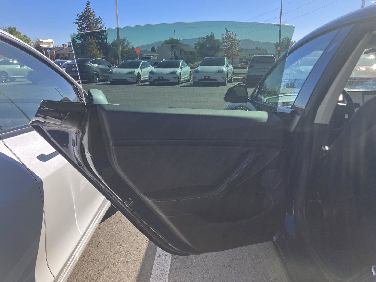 Used 2021 Tesla Model 3 Performance AWD/4WD image 14