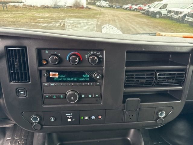 New 2026 GMC Savana 3500 w/ Driver Convenience Package RWD image 13