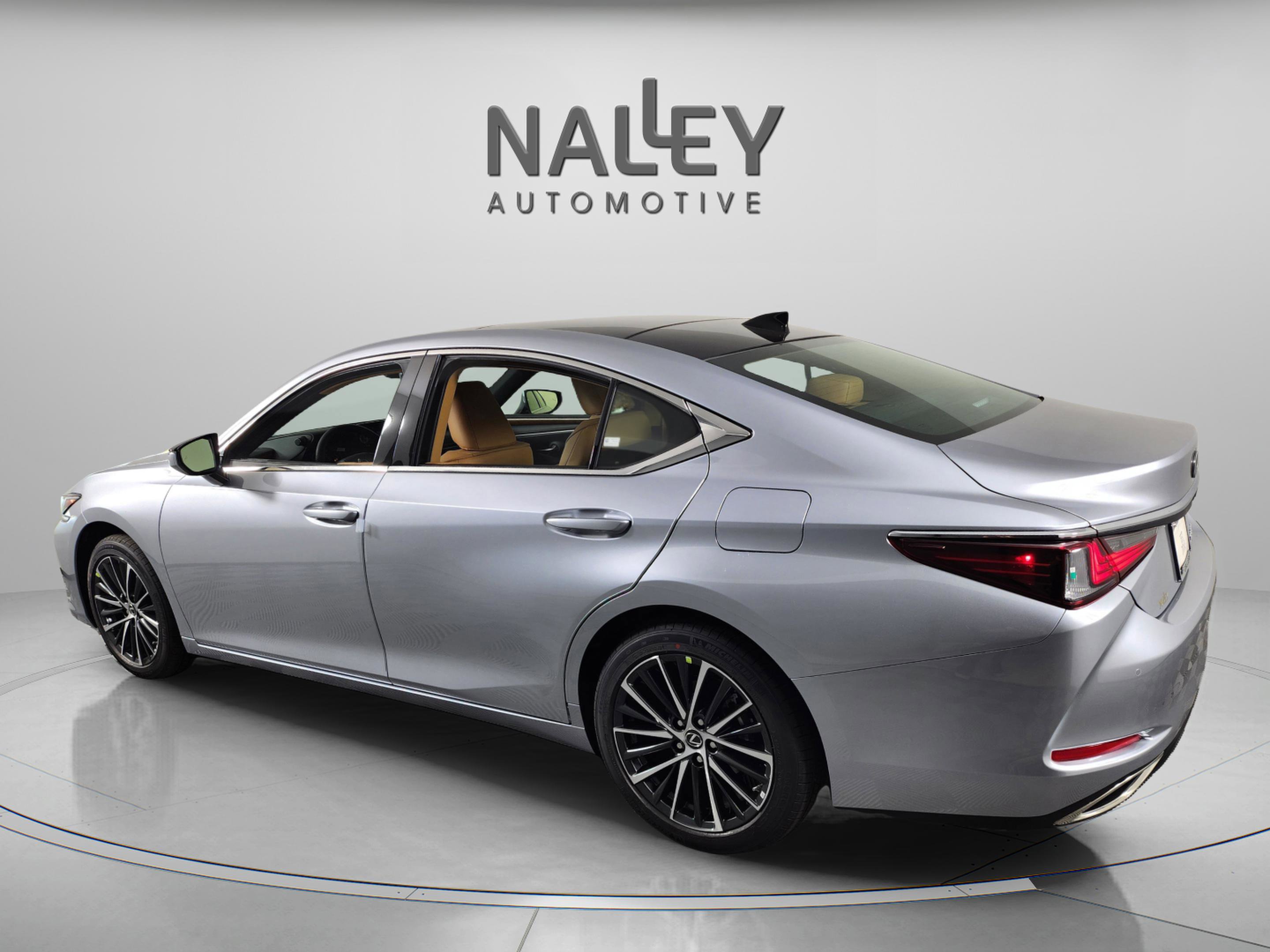 New 2025 Lexus ES 350 w/ Premium Package image 3