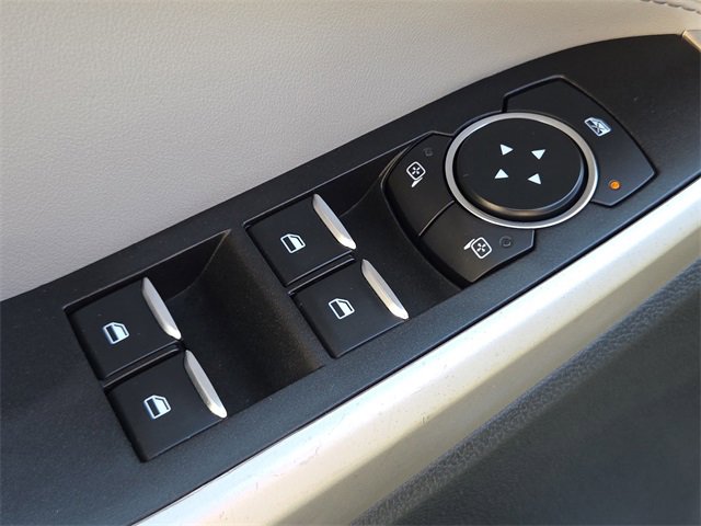 Certified 2022 Ford Explorer XLT w/ Equipment Group 202A image 18