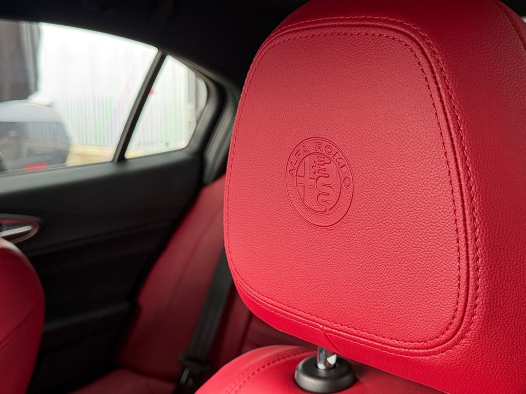 Used 2024 Alfa Romeo Giulia Quadrifoglio RWD image 38