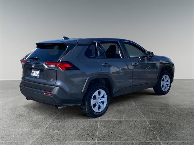 Certified 2025 Toyota RAV4 LE AWD/4WD image 5