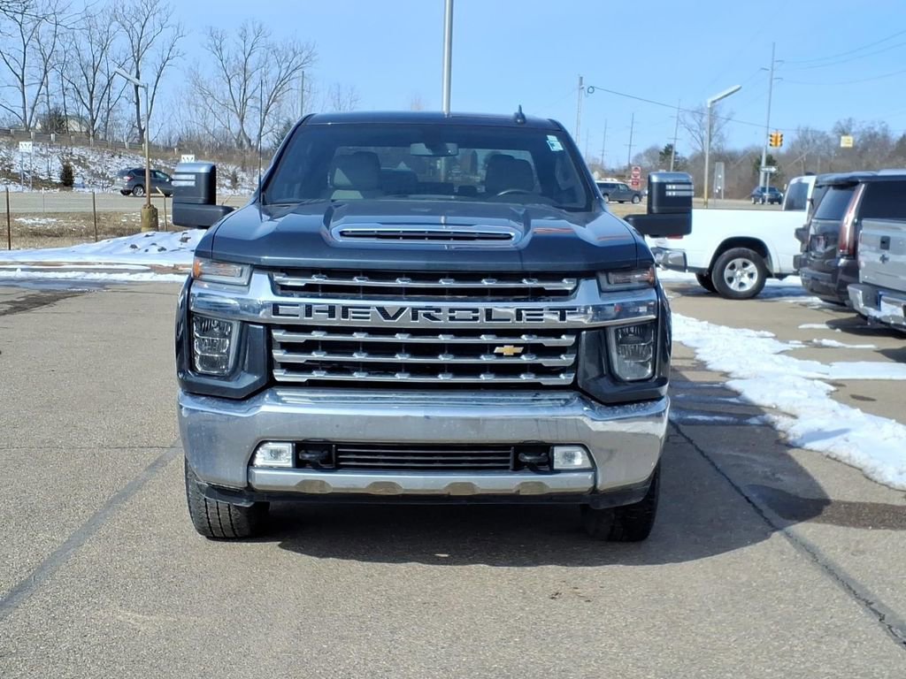 Used 2020 Chevrolet Silverado 3500 LTZ image 2