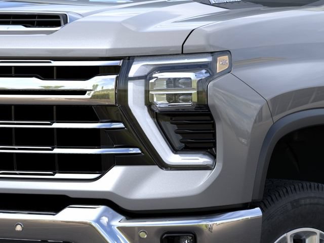 New 2026 Chevrolet Silverado 2500 LTZ w/ LTZ Premium Package AWD/4WD image 10