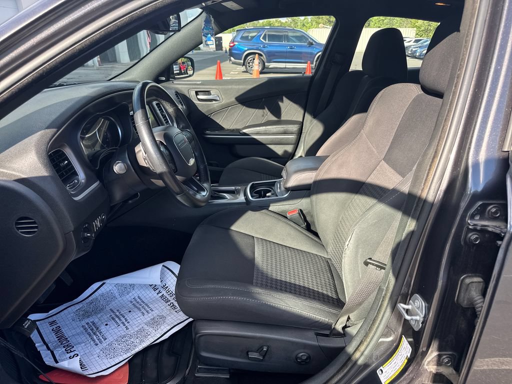 Used 2019 Dodge Charger GT RWD image 12