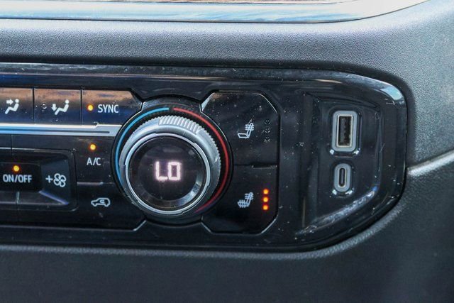 Used 2024 Chevrolet Silverado 2500 LT image 24