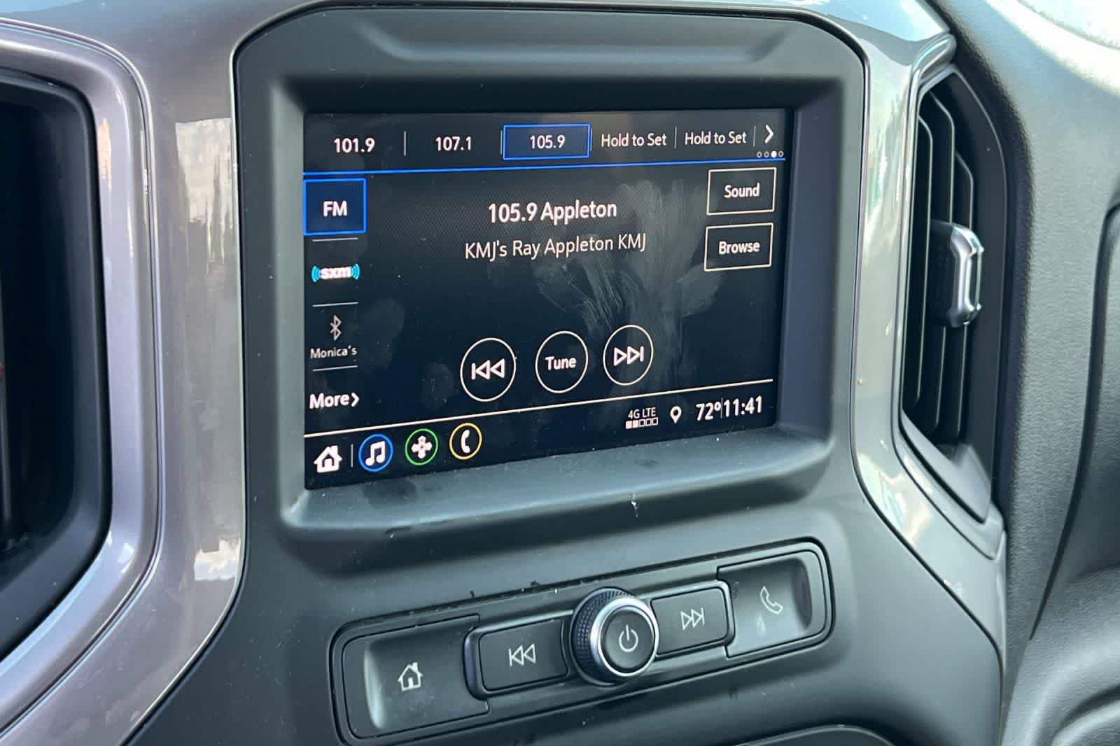 Used 2021 Chevrolet Silverado 1500 Custom AWD/4WD image 19