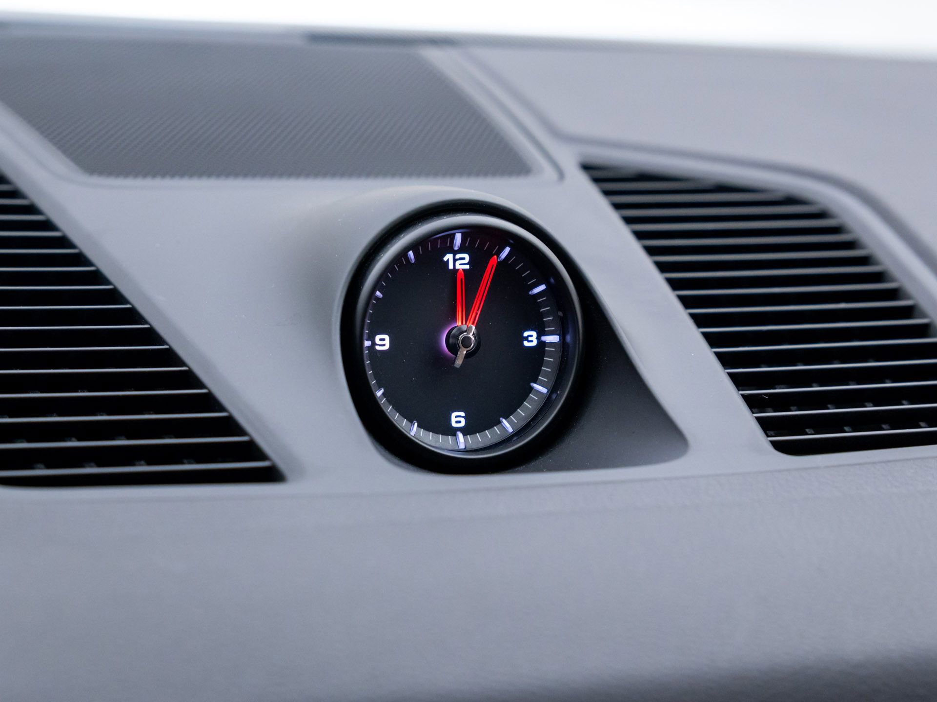 Certified 2023 Porsche Cayenne image 22