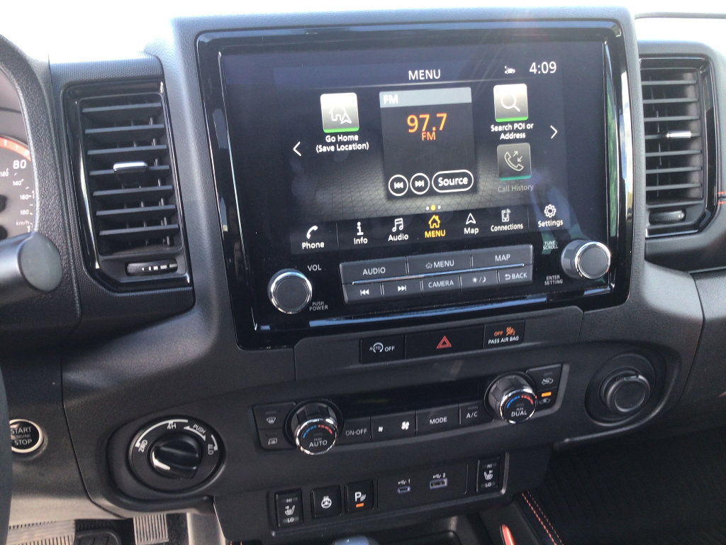 Used 2024 Nissan Frontier PRO-4X w/ Pro Premium Package image 11