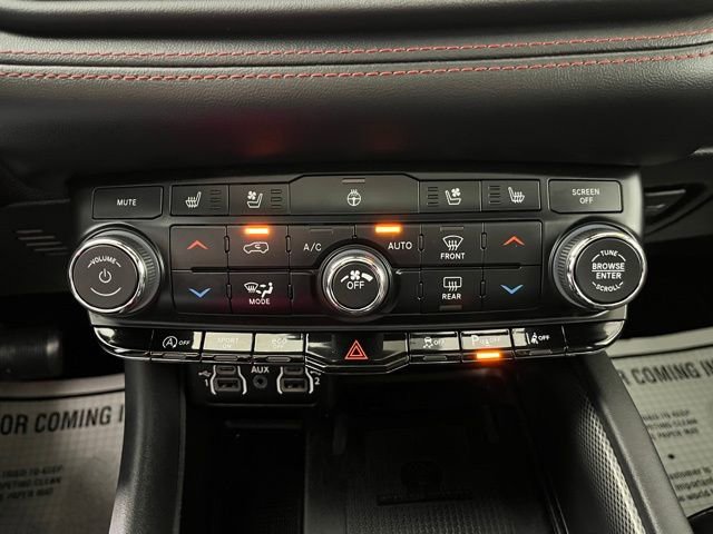 Used 2023 Dodge Durango GT image 33