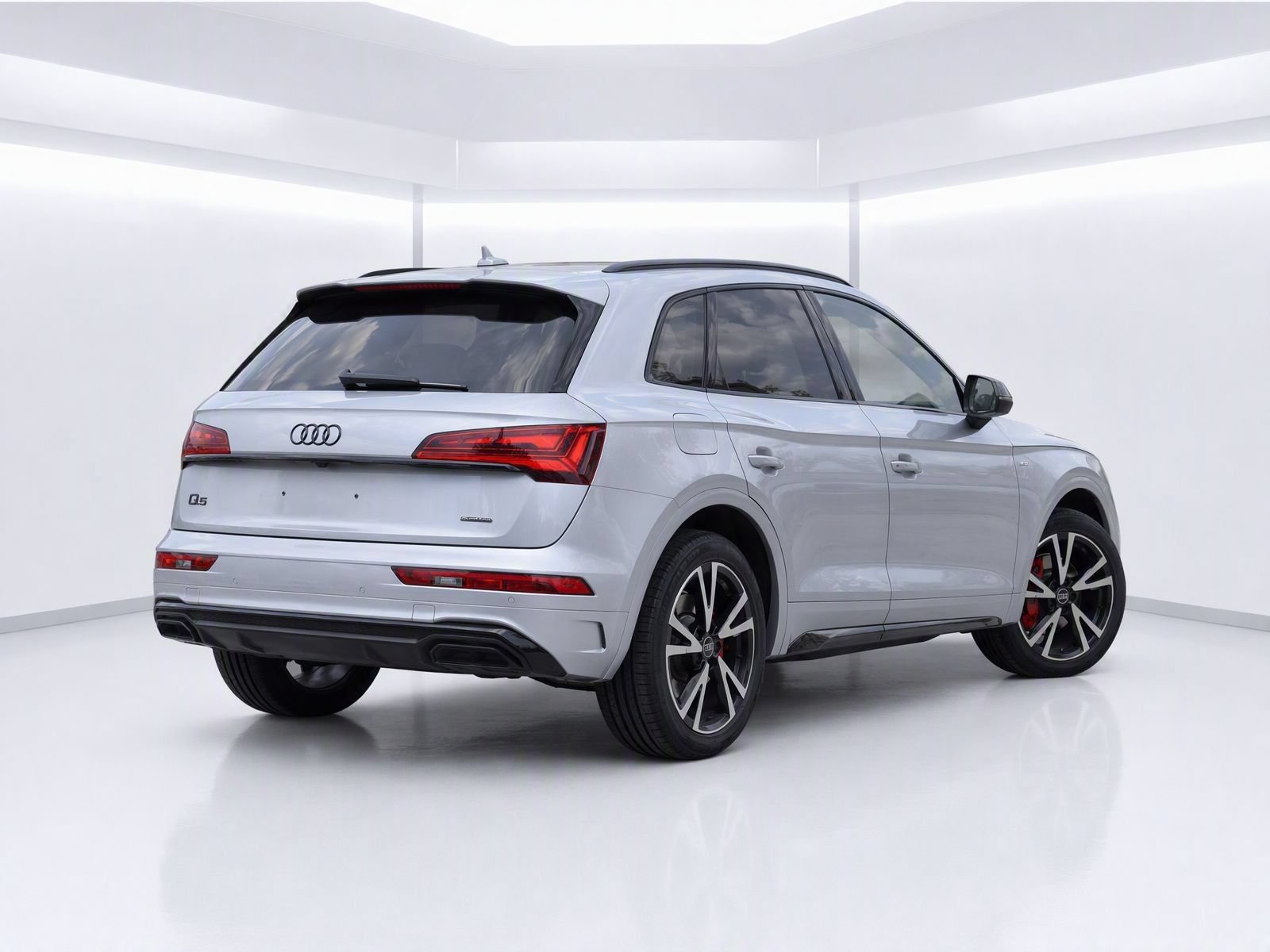 Certified 2025 Audi Q5 2.0T Premium Plus w/ Premium Plus Package AWD/4WD image 8
