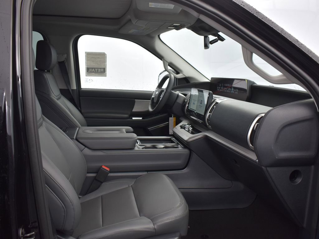 New 2026 Ford Expedition Max Active image 8