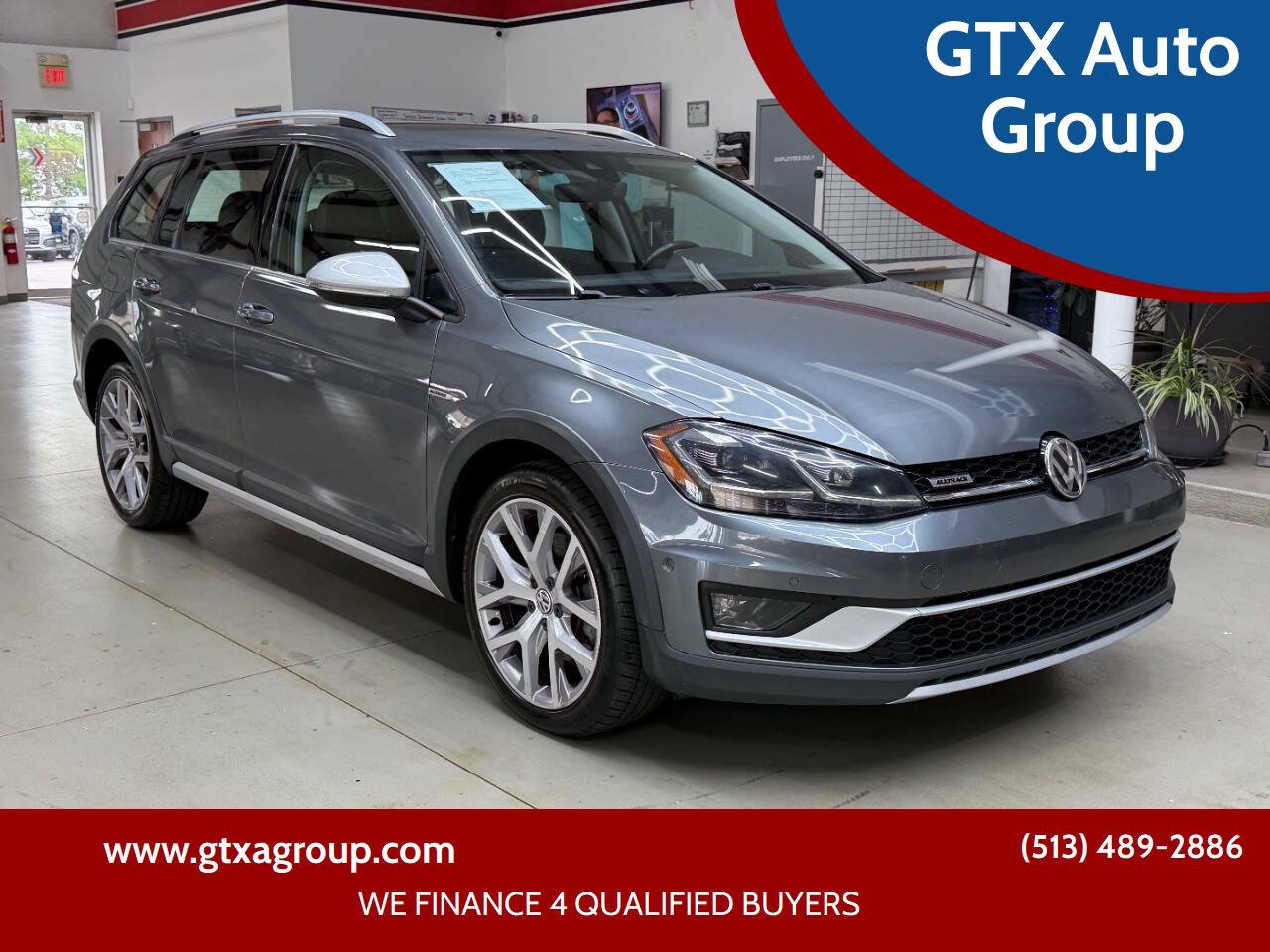 Used 2018 Volkswagen Golf Alltrack AWD/4WD image 1