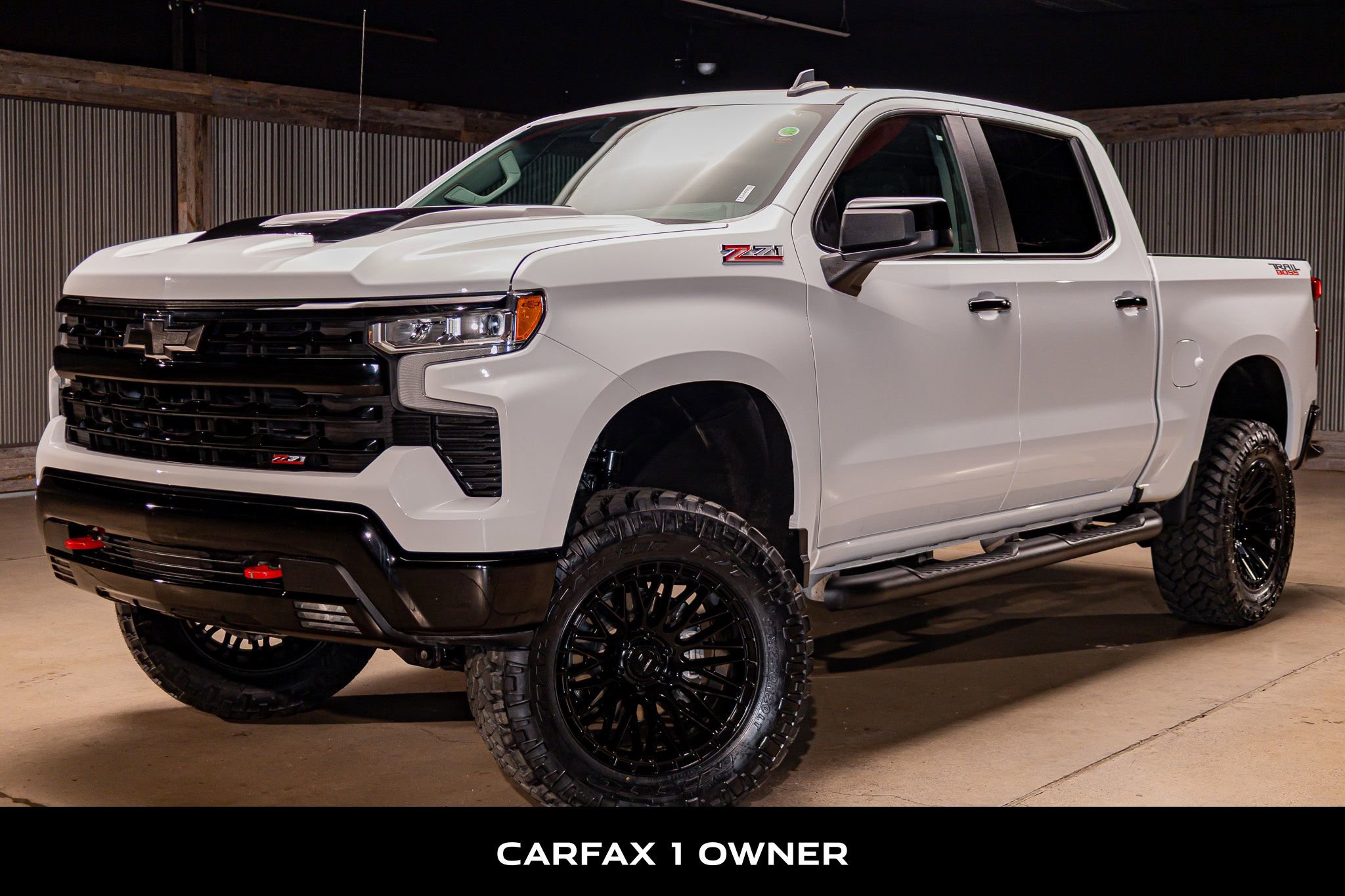 Used 2024 Chevrolet Silverado 1500 LT Trail Boss w/ Convenience Package II image 5