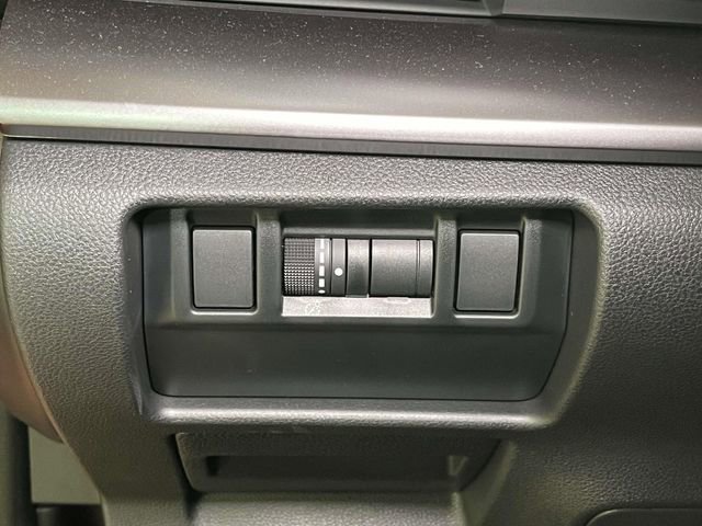 Used 2025 Subaru Impreza 2.0i Sport image 32