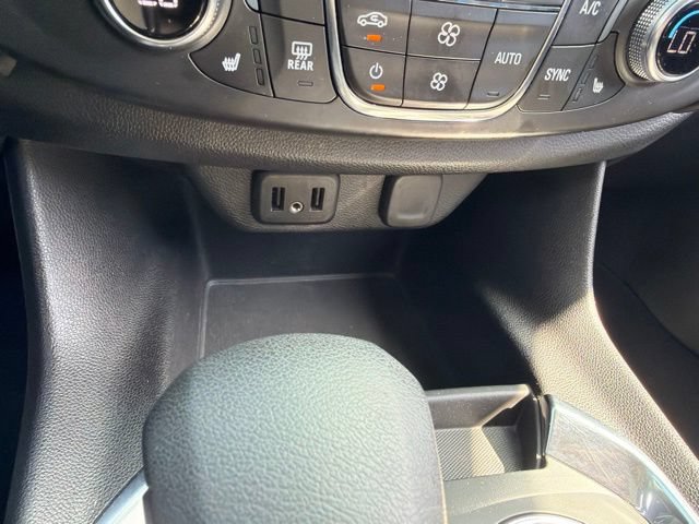 Used 2021 Chevrolet Traverse LT FWD image 67