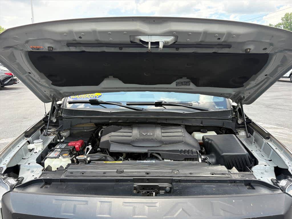 Used 2021 Nissan Titan PRO-4X w/ Pro-4x Utility Package AWD/4WD image 31