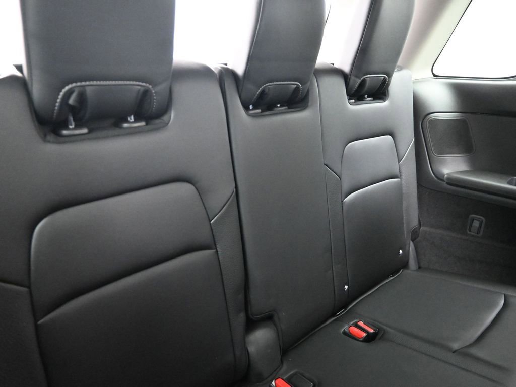 Used 2024 Nissan Pathfinder SL w/ SL Premium Package image 30