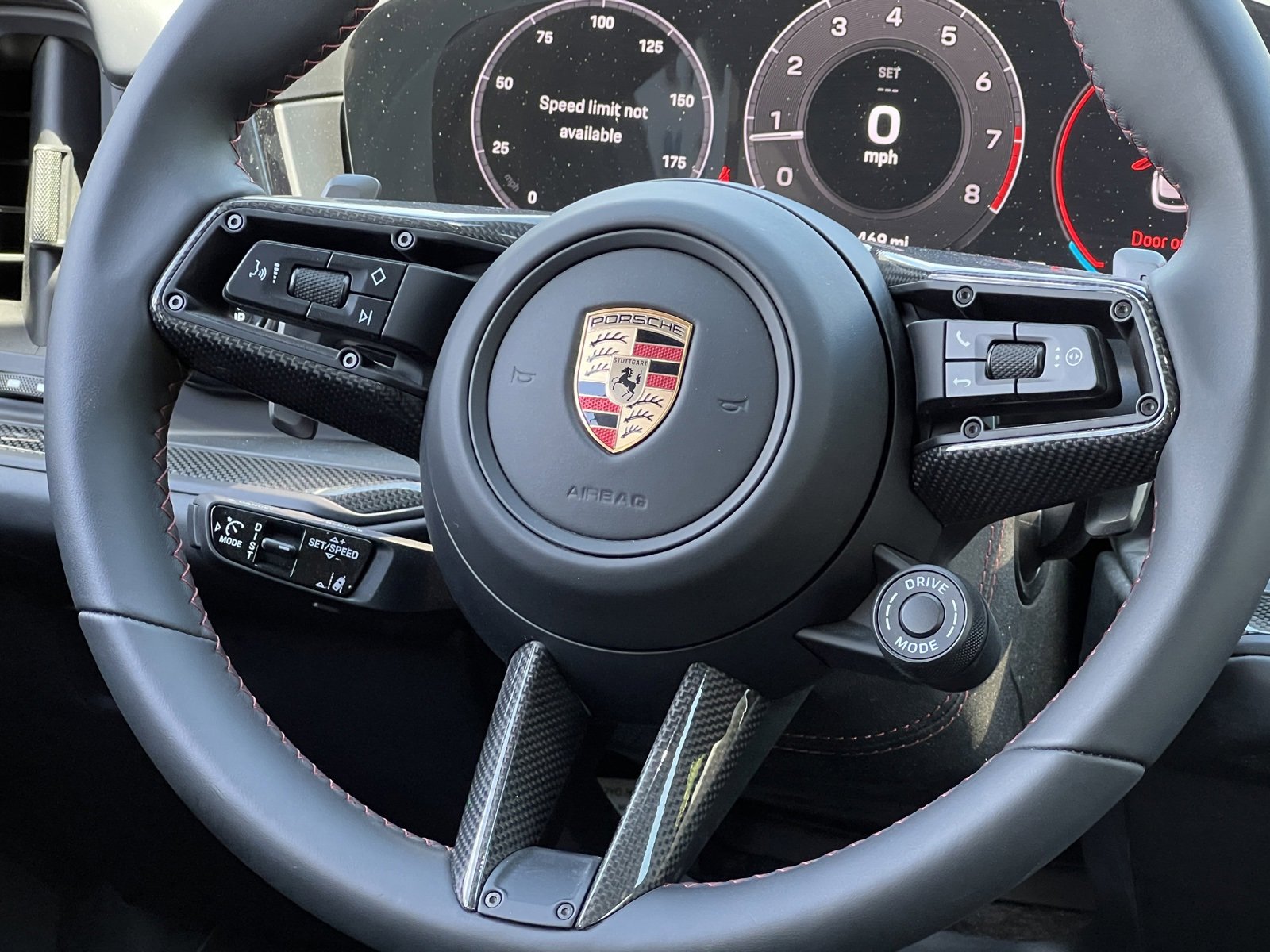 New 2025 Porsche Cayenne GTS image 23