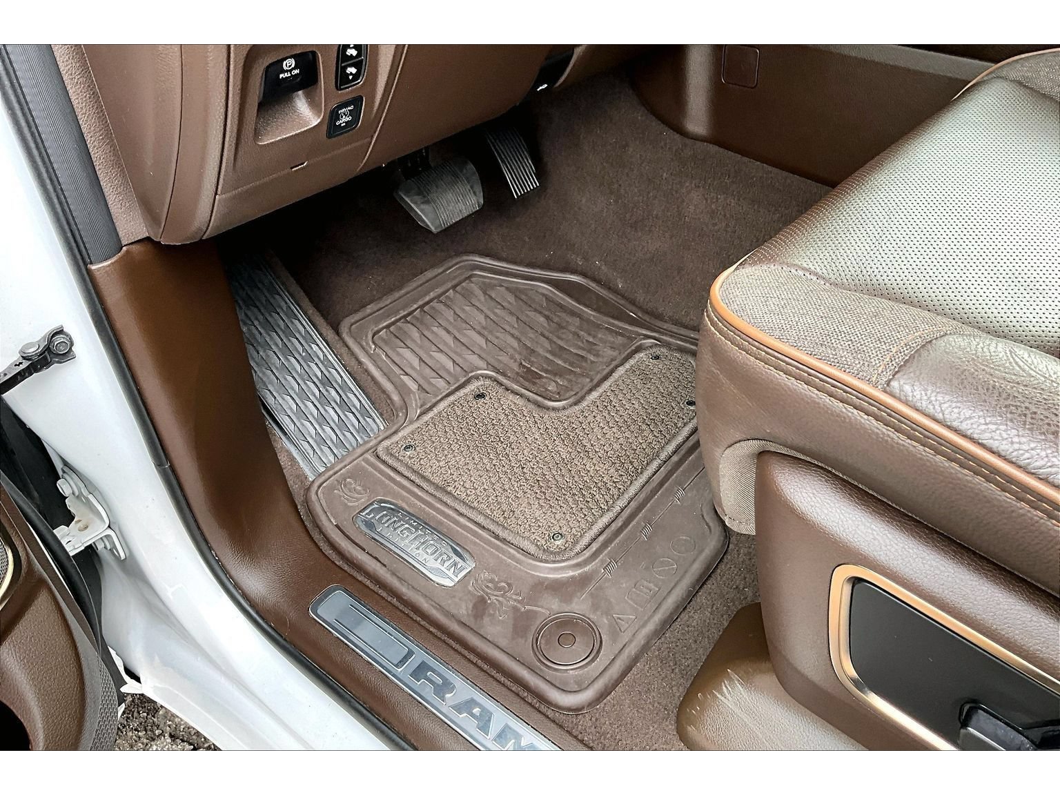 Certified 2025 RAM 1500 Limited AWD/4WD image 31