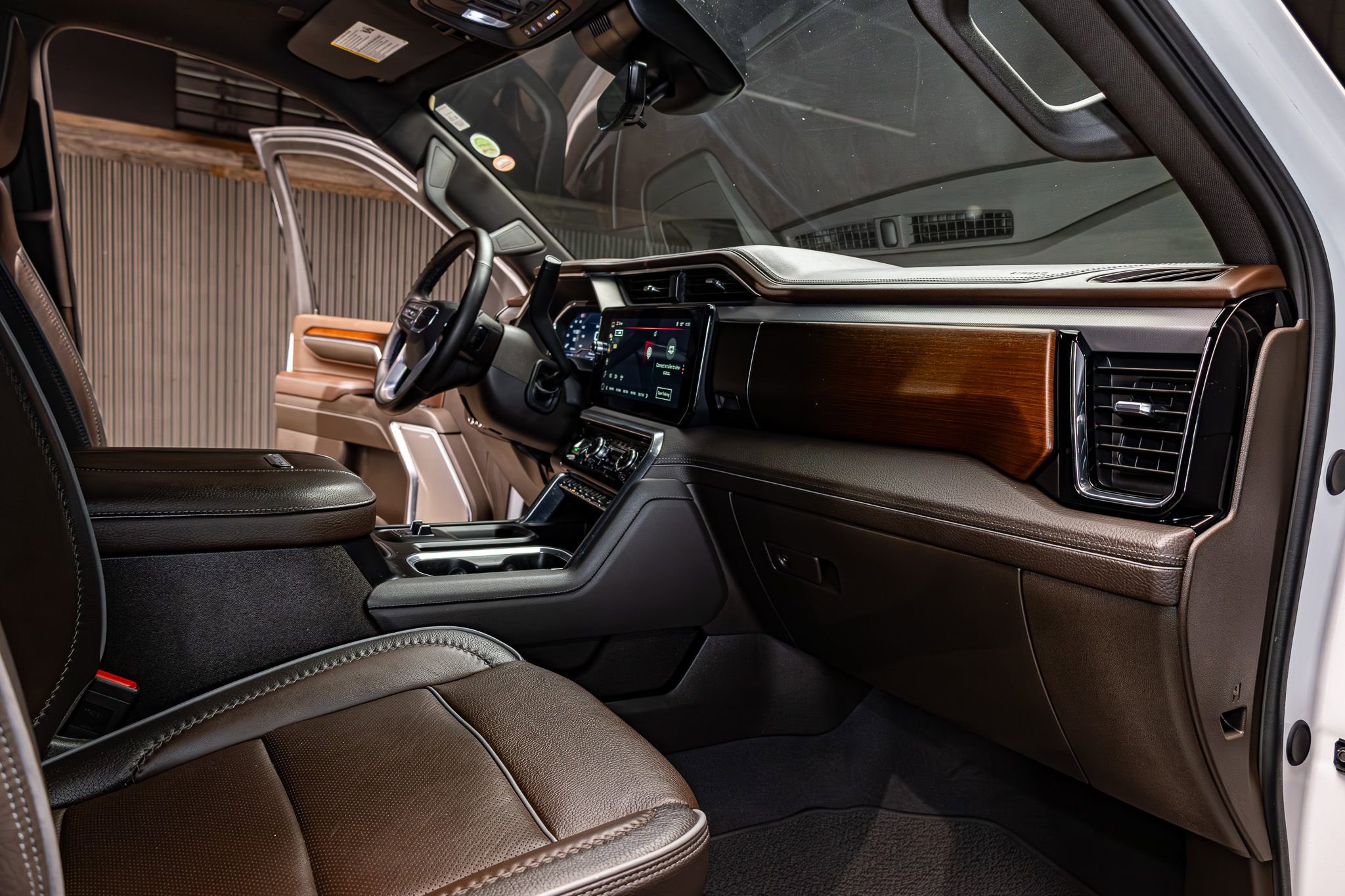 Used 2024 GMC Sierra 2500 Denali w/ Denali Reserve Package image 17