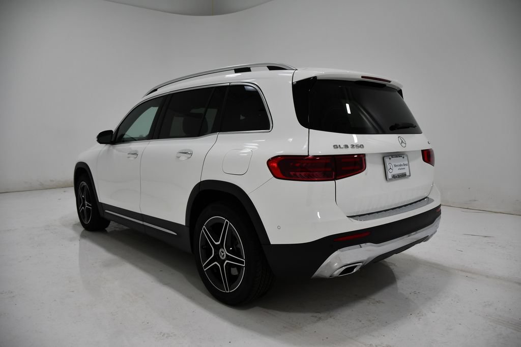 Certified 2026 Mercedes-Benz GLB 250 4MATIC image 3