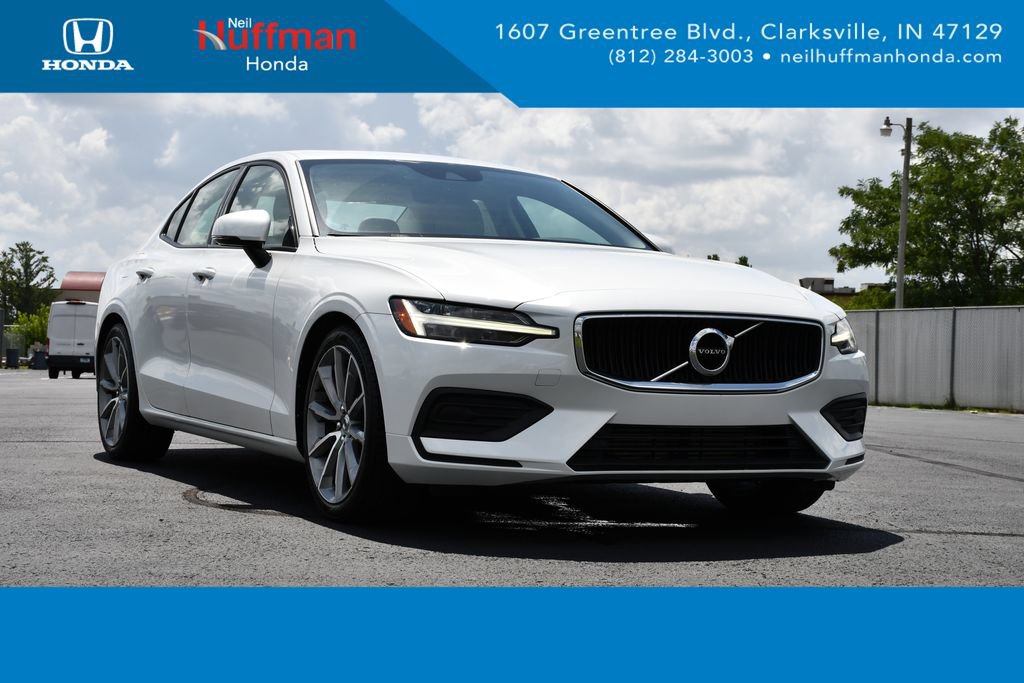 Used 2019 Volvo S60 T5 Momentum w/ Premium Package