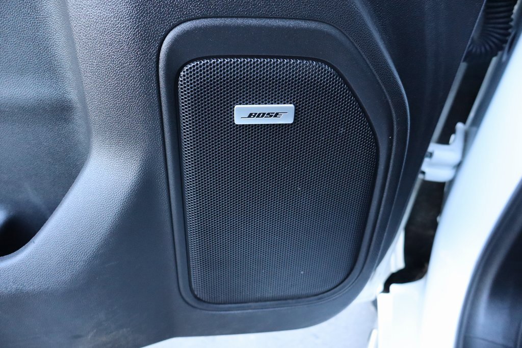 Used 2020 Chevrolet Silverado 1500 High Country w/ Technology Package image 18