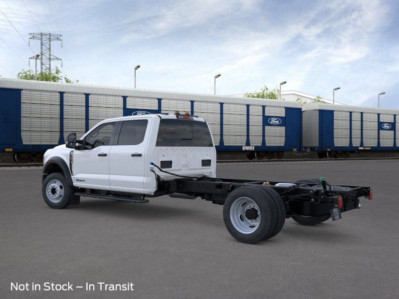 New 2026 Ford F550 4x4 Crew Cab image 4
