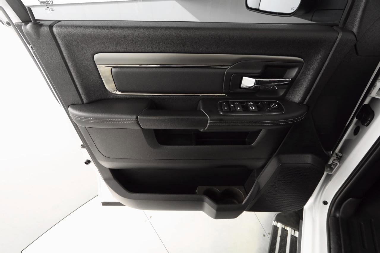 Used 2015 RAM 1500 Sport image 9