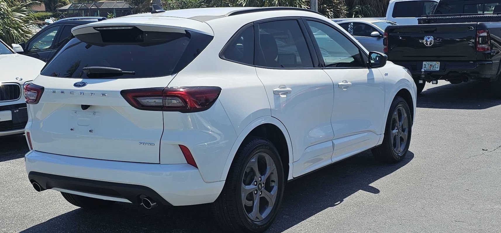 Used 2023 Ford Escape ST-Line AWD/4WD image 17