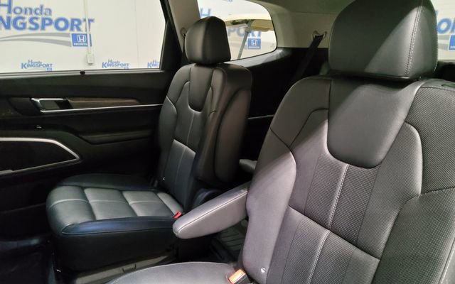 Used 2020 Kia Telluride EX w/ EX Premium Package image 17