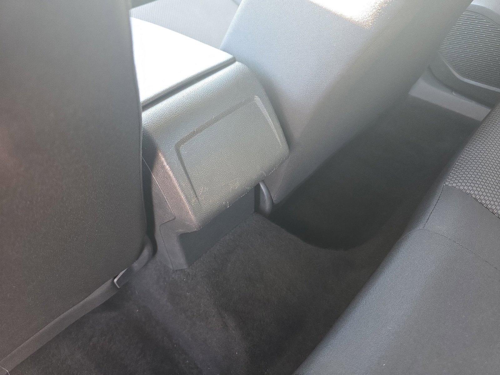 Used 2020 Volkswagen Jetta S w/ Driver Assistance Package image 32