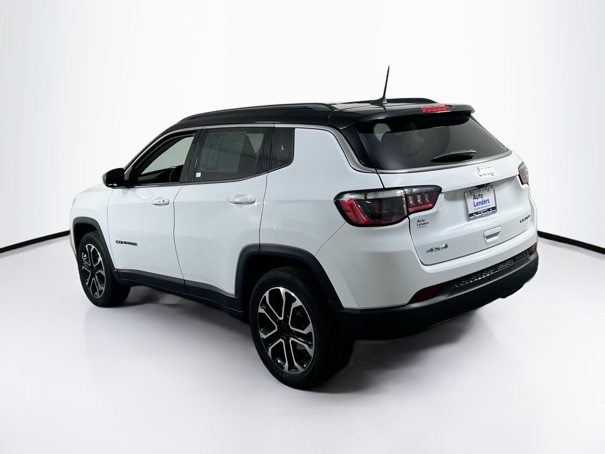 Used 2022 Jeep Compass Limited AWD/4WD image 7