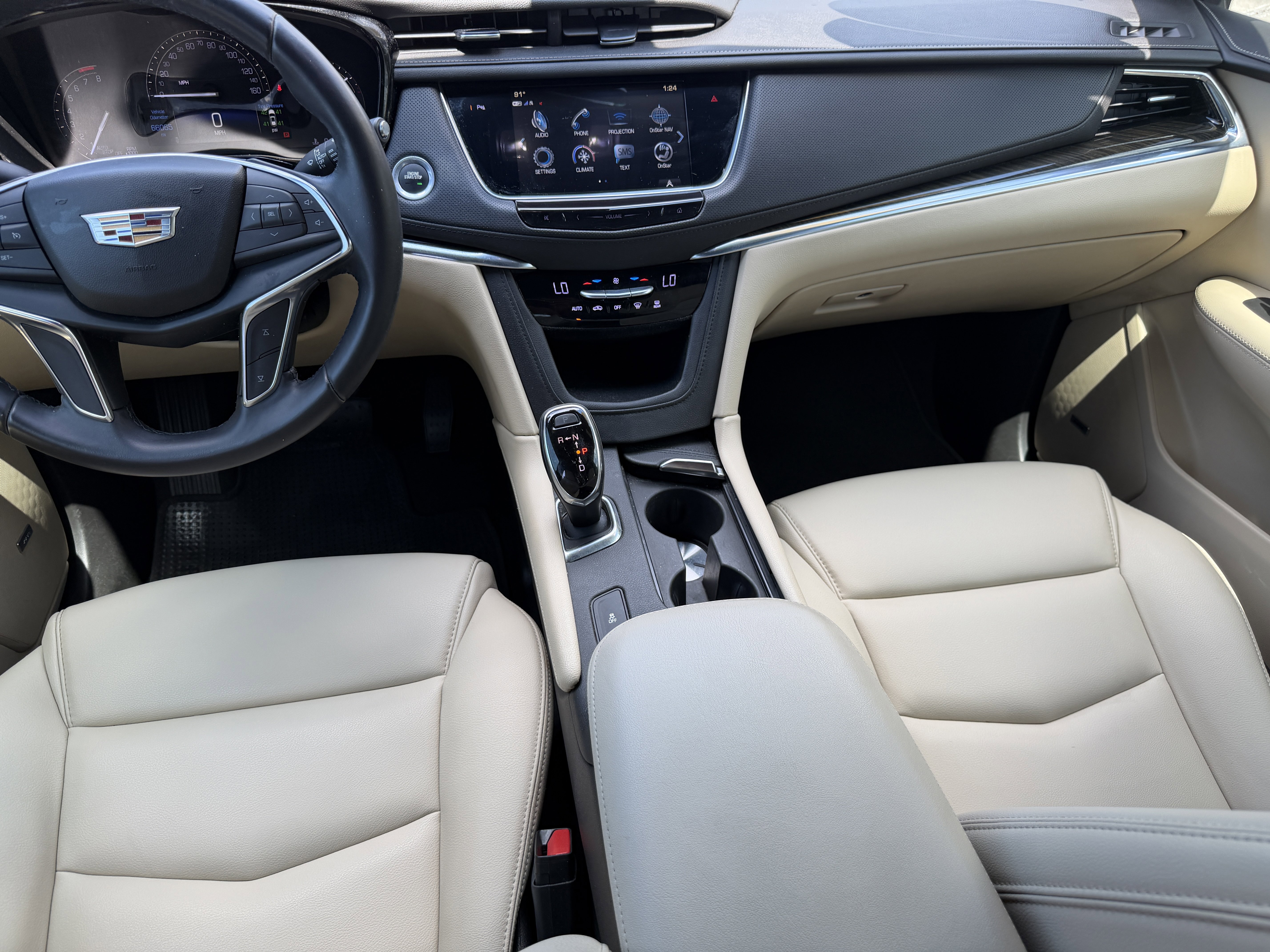 Used 2019 Cadillac XT5 FWD image 15