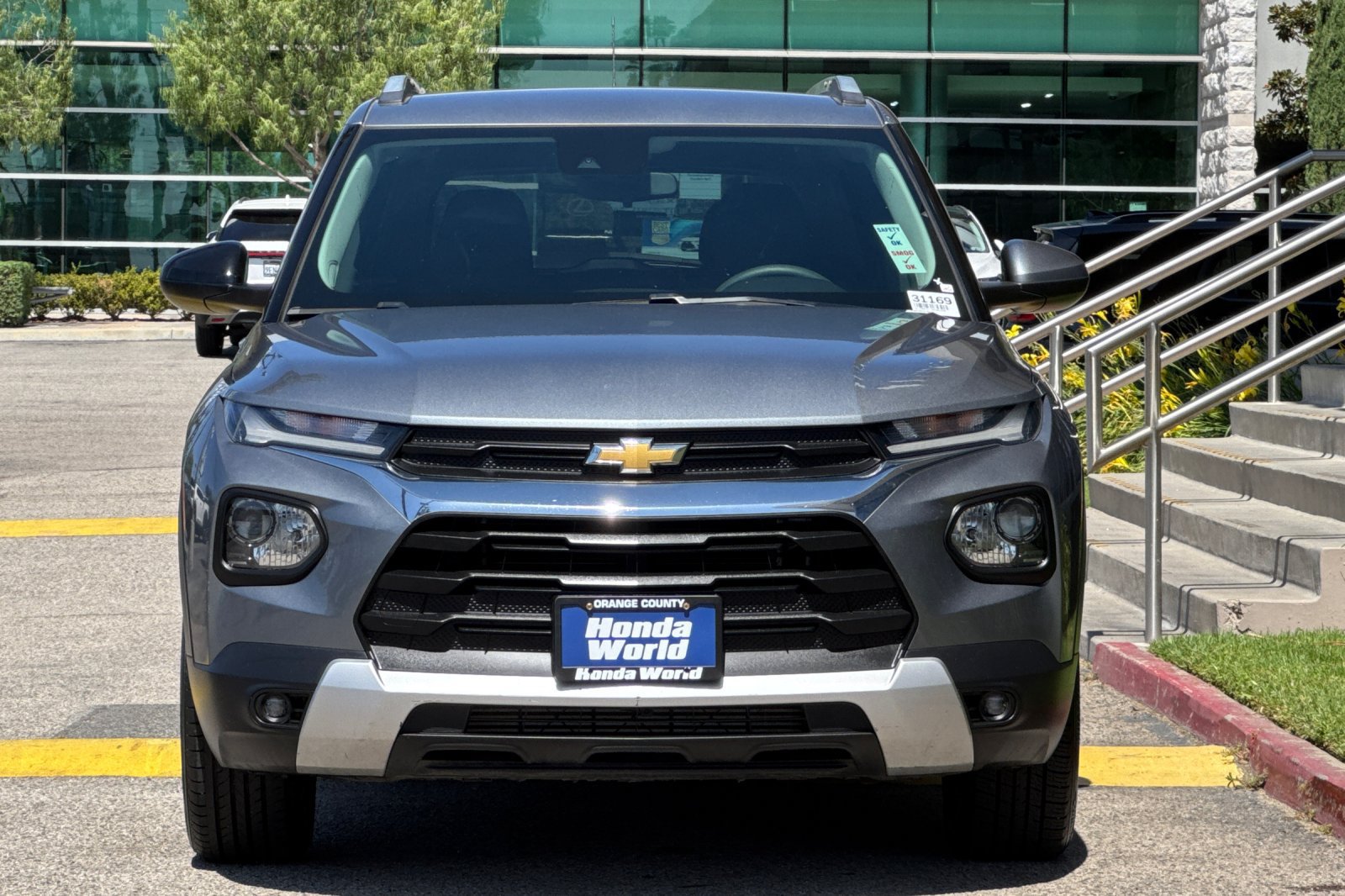 Used 2022 Chevrolet TrailBlazer LT w/ Confidence II Package FWD image 9