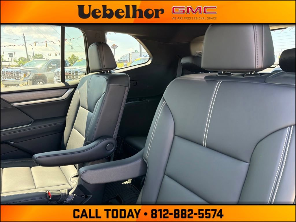 New 2026 GMC Acadia Elevation w/ Elevation Premium Package AWD/4WD image 19