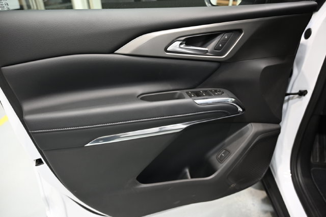 New 2027 Chevrolet Traverse LT w/ Midnight/Sport Edition FWD image 28