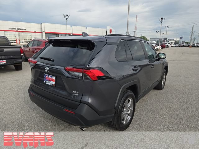 Used 2025 Toyota RAV4 XLE AWD/4WD image 28